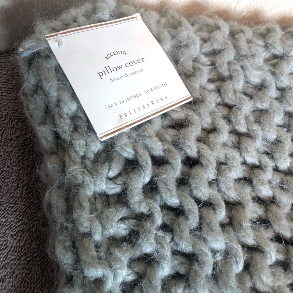 NWT Pottery Barn Wool Blend Gray Throw Pillow Cover 20x20 inch Knit Cottagecore